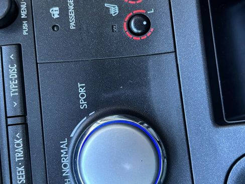 Used 2013 Lexus CT 200h image 33