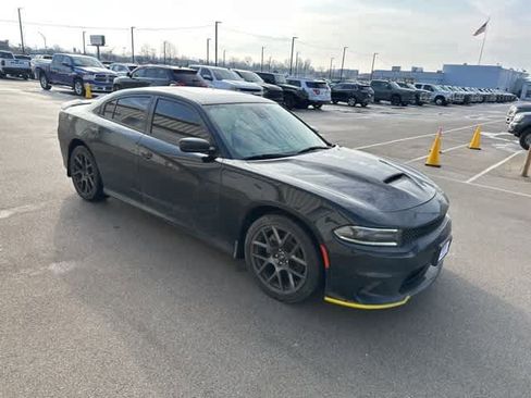 Used 2018 Dodge Charger R/T image 25