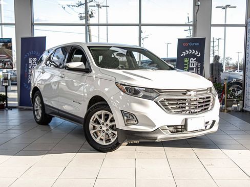 Used 2020 Chevrolet Equinox LT image 3