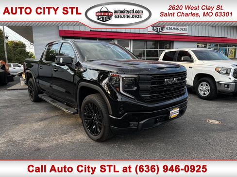 Used 2024 GMC Sierra 1500 Elevation w/ Elevation Premium Package AWD/4WD image 1