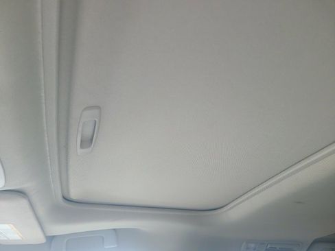 Used 2024 Toyota Sienna XLE image 30