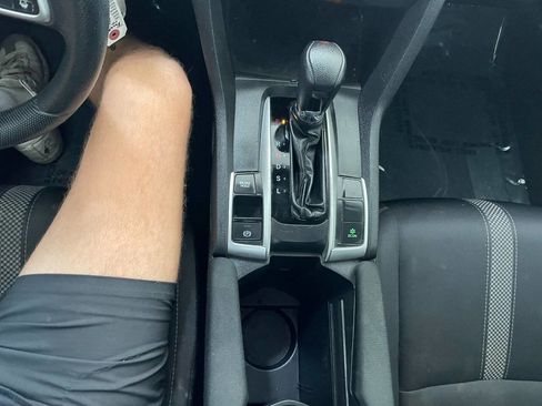 Used 2020 Honda Civic LX image 32