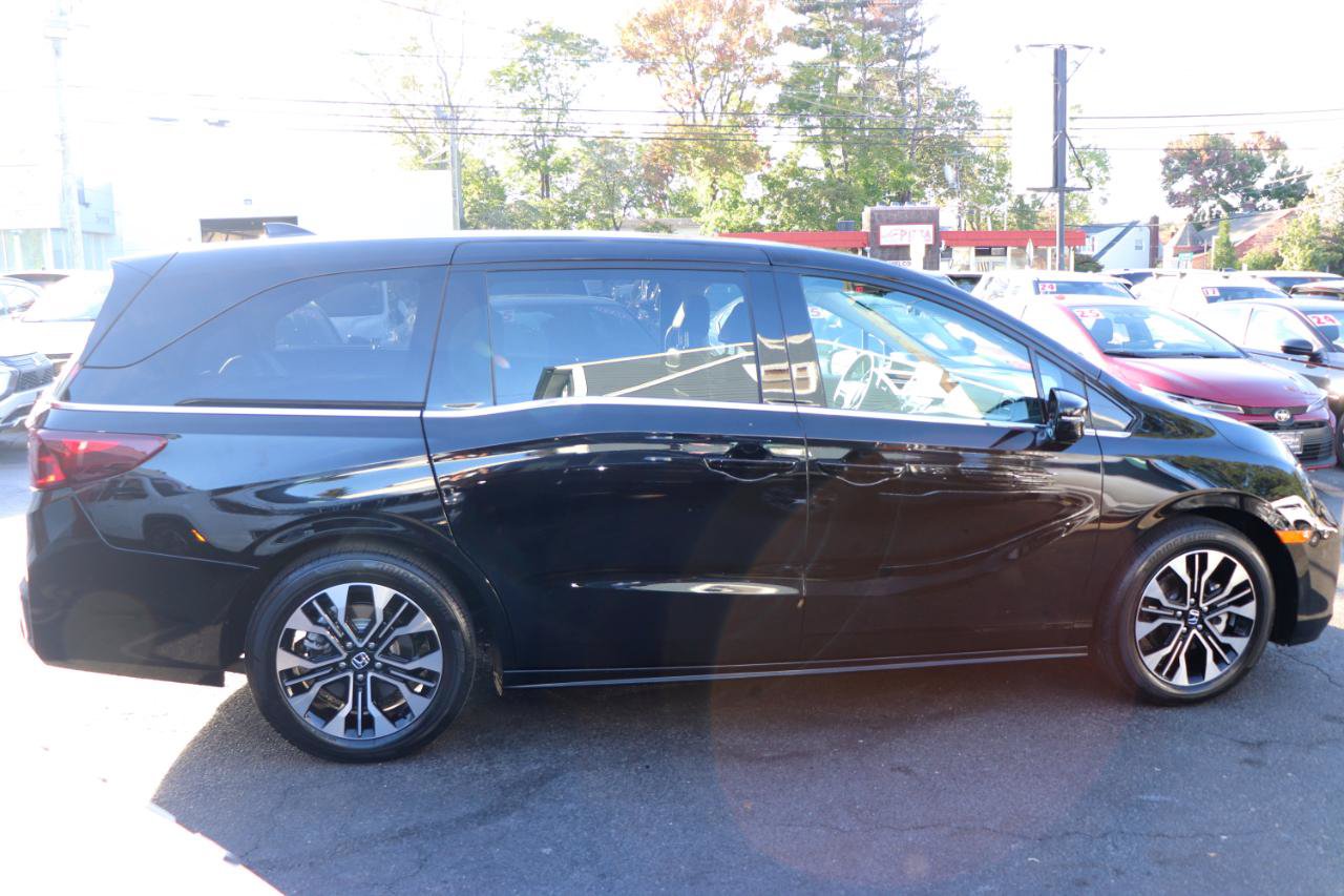 Used 2026 Honda Odyssey Elite image 6