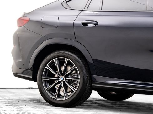 Used 2023 BMW X6 xDrive40i w/ M Sport Package image 34