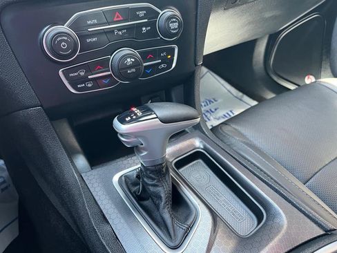 Used 2017 Dodge Charger SXT w/ AWD Plus Group image 14