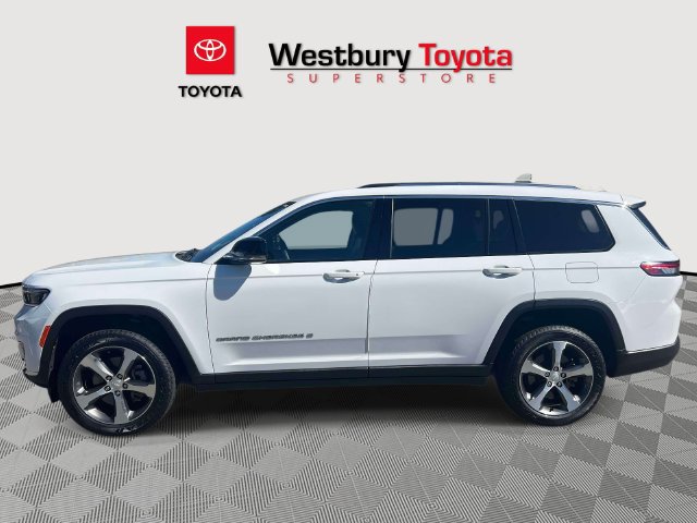 Used 2023 Jeep Grand Cherokee L Limited AWD/4WD image 11