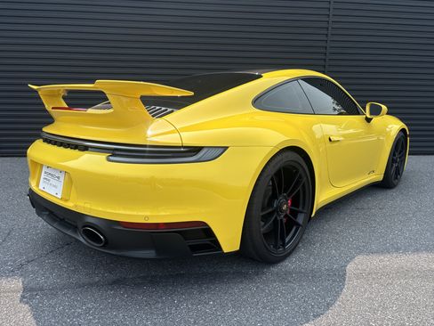 Used 2022 Porsche 911 Carrera 4 GTS AWD/4WD image 5