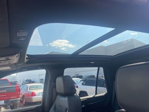 Certified 2022 GMC Yukon Denali w/ Advanced Technology Package image 16