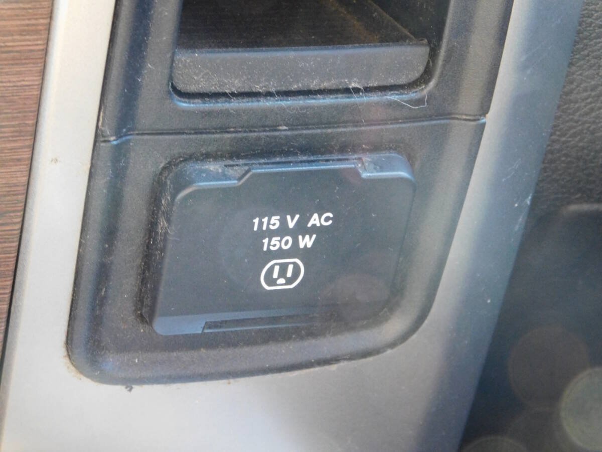 Used 2015 RAM 2500 Laramie w/ Protection Group AWD/4WD image 16
