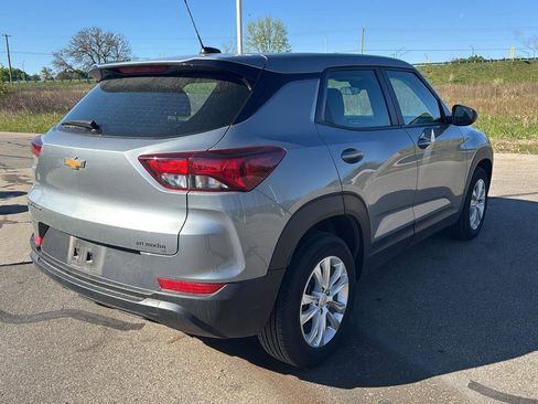 Used 2023 Chevrolet TrailBlazer LS FWD image 5
