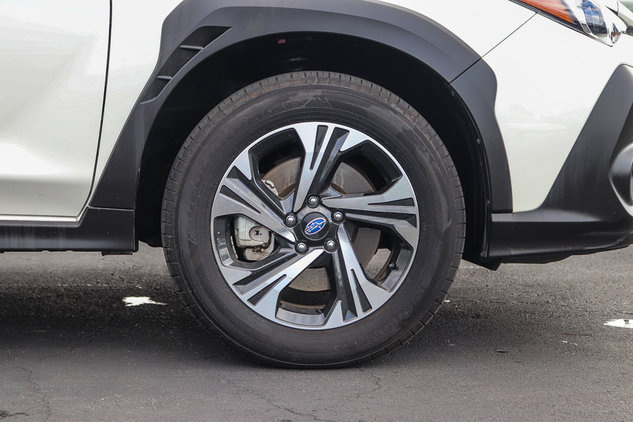 Used 2024 Subaru Crosstrek 2.0i Premium w/ Crosstrek Mirror Package AWD/4WD image 12