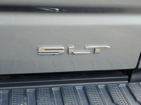 Used 2023 GMC Sierra 1500 SLT w/ SLT Premium Package image 6