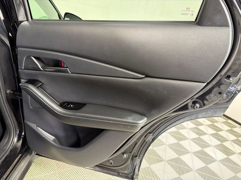 Used 2025 MAZDA CX-30 AWD 2.5 S w/ Preferred Package image 17