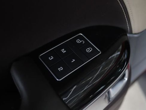 Used 2019 Land Rover Range Rover Sport HSE Dynamic image 23