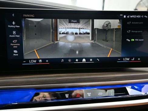 Used 2025 BMW 740i xDrive image 24