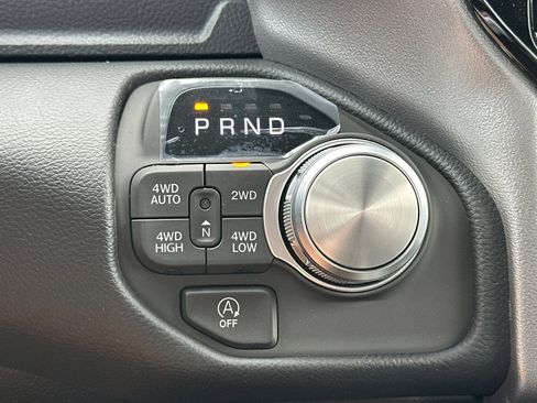 New 2026 RAM 1500 Laramie AWD/4WD image 20