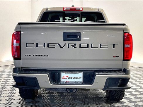 Used 2022 Chevrolet Colorado Z71 image 3