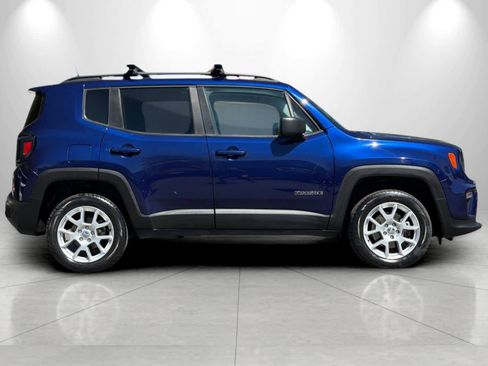 Used 2019 Jeep Renegade Sport w/ Sport Appearance Group AWD/4WD image 8