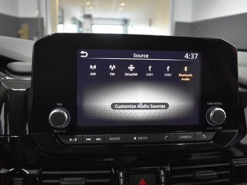 New 2025 Nissan Pathfinder SV image 21