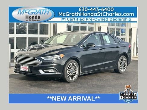 Used 2017 Ford Fusion SE w/ Equipment Group 202A image 1