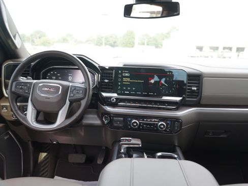 Used 2024 GMC Sierra 1500 SLT AWD/4WD image 21