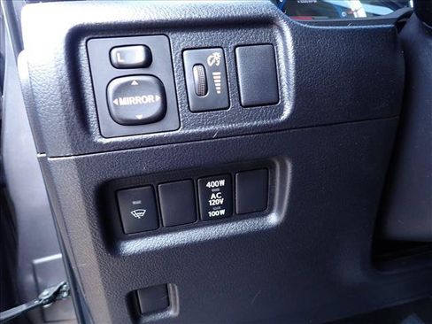 Used 2015 Toyota 4Runner SR5 AWD/4WD image 16