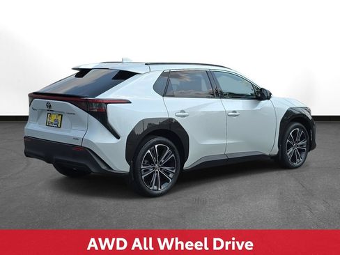 Certified 2023 Toyota bZ4X AWD w/ Weather Package image 7