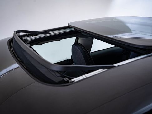 Certified 2025 MINI Cooper S image 13