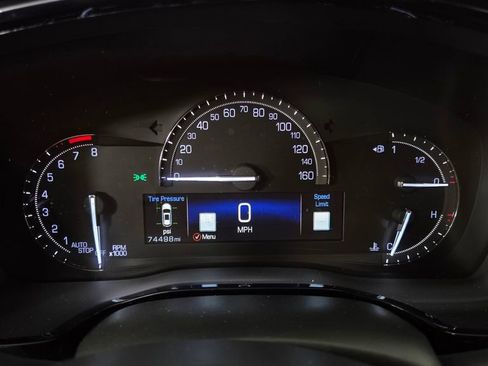 Used 2018 Cadillac XT5 Luxury w/ Driver Awareness Package image 22