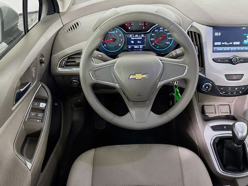 Used 2017 Chevrolet Cruze LS image 14