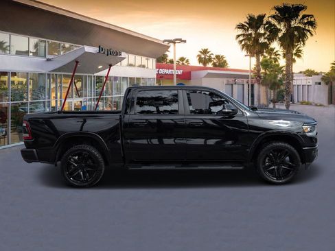 Used 2020 RAM 1500 Laramie AWD/4WD image 2
