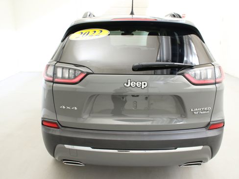 Used 2022 Jeep Cherokee Limited AWD/4WD image 8