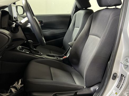 Used 2024 Toyota Corolla LE image 11