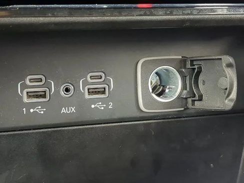 Certified 2023 Jeep Grand Cherokee L Limited AWD/4WD image 28
