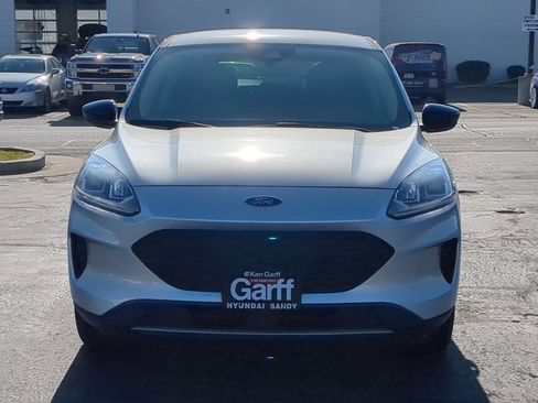 Used 2020 Ford Escape SE Sport image 11