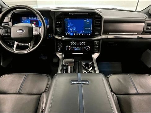 Used 2025 Ford F150 Platinum AWD/4WD image 17