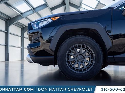 Used 2019 Toyota RAV4 Adventure AWD/4WD image 31