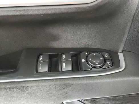 Used 2026 Chevrolet Silverado 1500 LT AWD/4WD image 10
