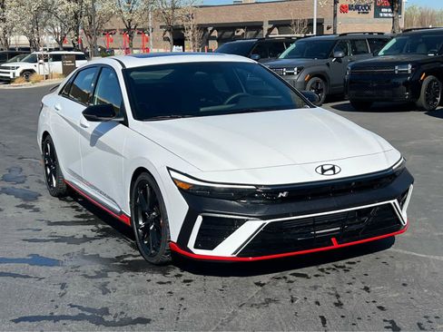 New 2026 Hyundai Elantra N FWD image 4