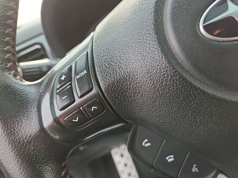 Used 2014 Subaru Impreza WRX Premium image 27