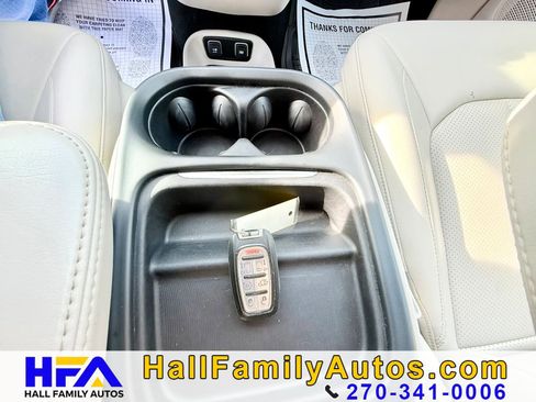 Used 2021 Chrysler Voyager Lxi FWD image 27