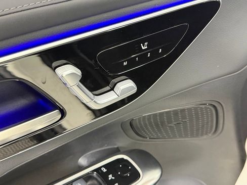 Used 2024 Mercedes-Benz GLC 300 image 20