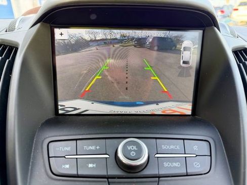 Used 2019 Ford Escape SEL image 33