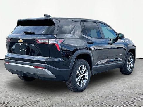 New 2027 Chevrolet Equinox LT w/ Convenience Package II FWD image 6
