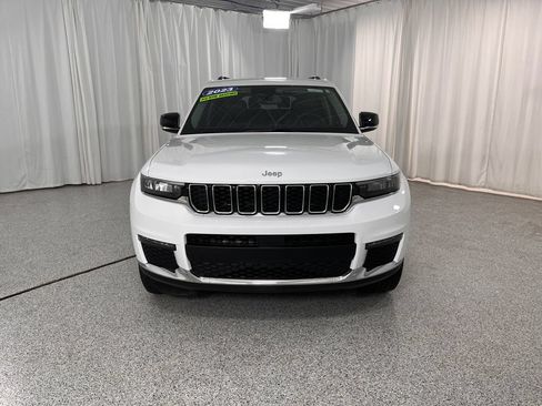 Used 2023 Jeep Grand Cherokee L Limited AWD/4WD image 13
