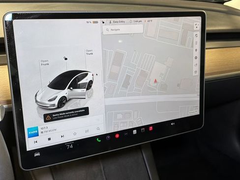 Used 2023 Tesla Model 3 Standard Range image 22