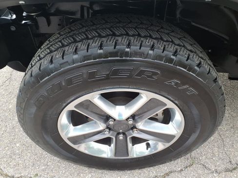 Used 2022 Jeep Wrangler Sport AWD/4WD image 10