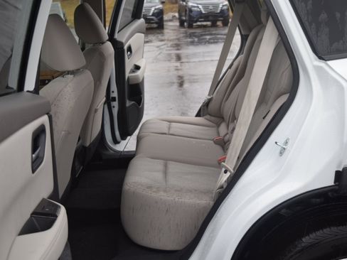 Used 2025 Nissan Rogue SV image 17