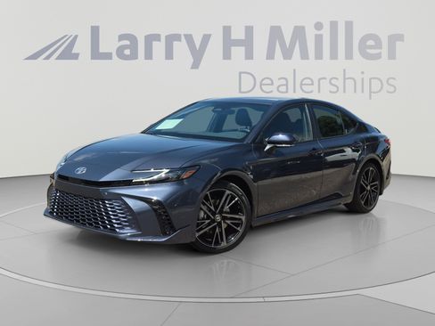 Certified 2026 Toyota Camry XSE FWD image 1