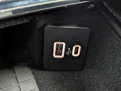 New 2026 Lincoln Corsair Reserve image 21